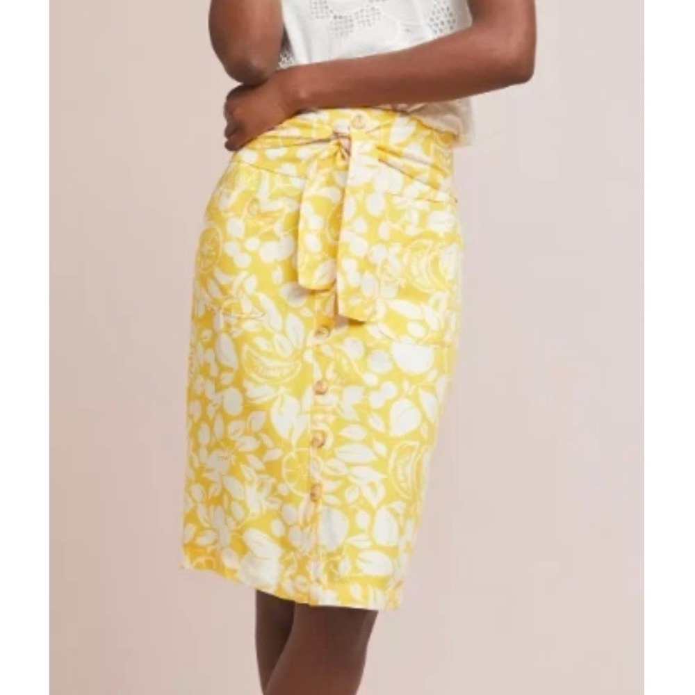 Anthropologie 44 of 52 Conversations Yellow Fruit Print Skirt Size 6 Tropical - Picture 2 of 12